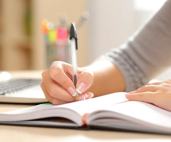 تحسين مهارات الكتابة